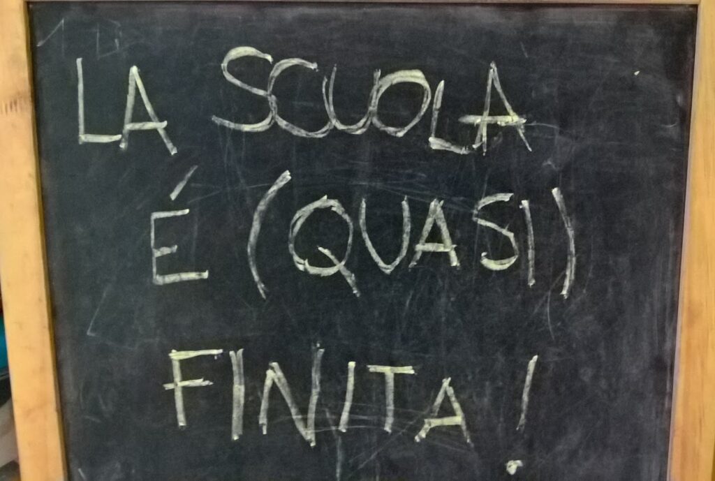 SCUOLA SECONDARIA I GRADO PARCO DUCALE - Ultimo giorno di scuola -